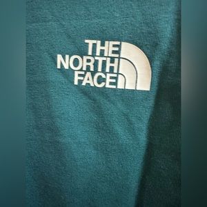 I’m selling The North Face Crew Neck Unisex Shirt